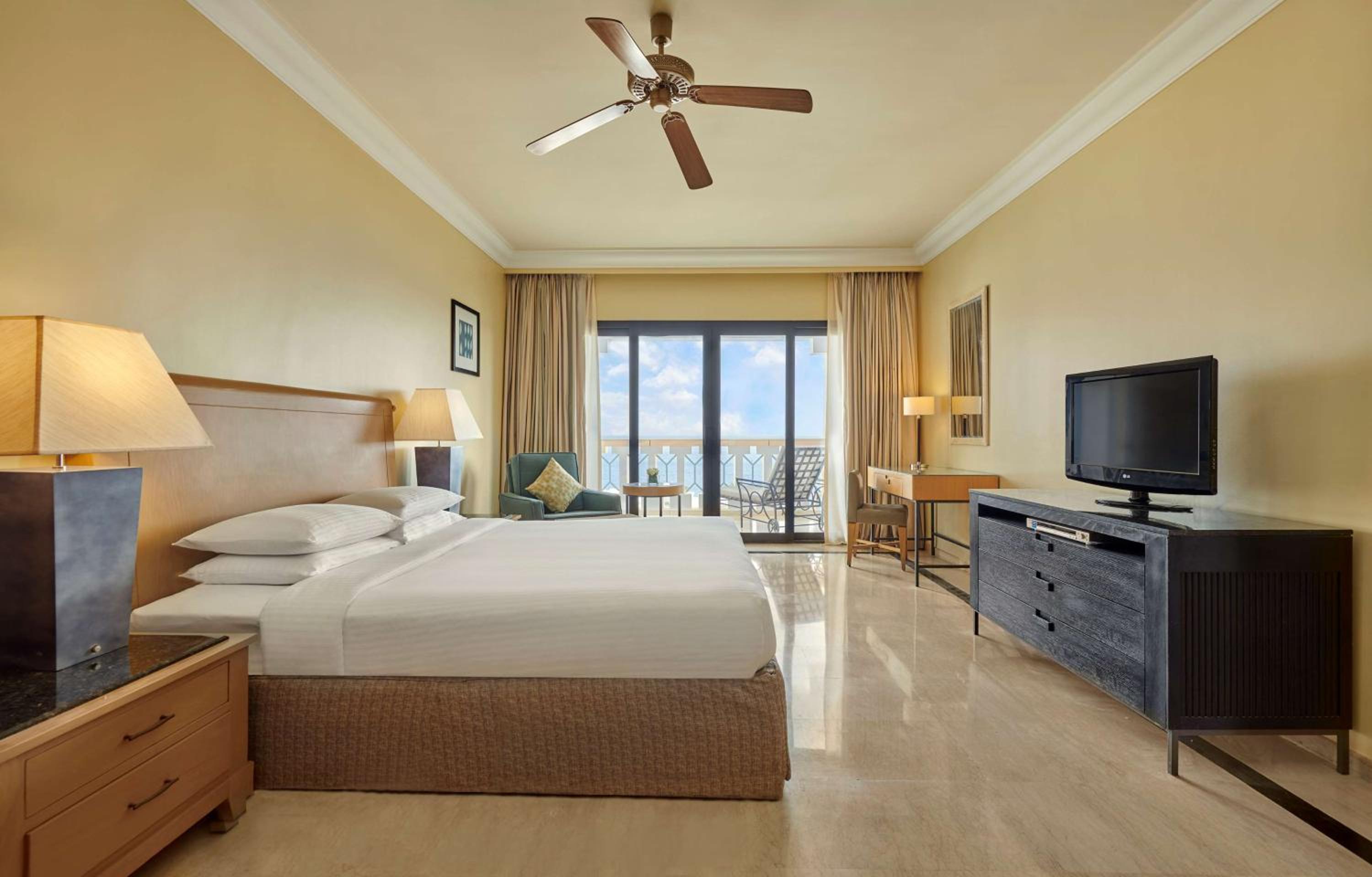 Sea Front Room – Park Regency Sharm el-Sheikh Resort