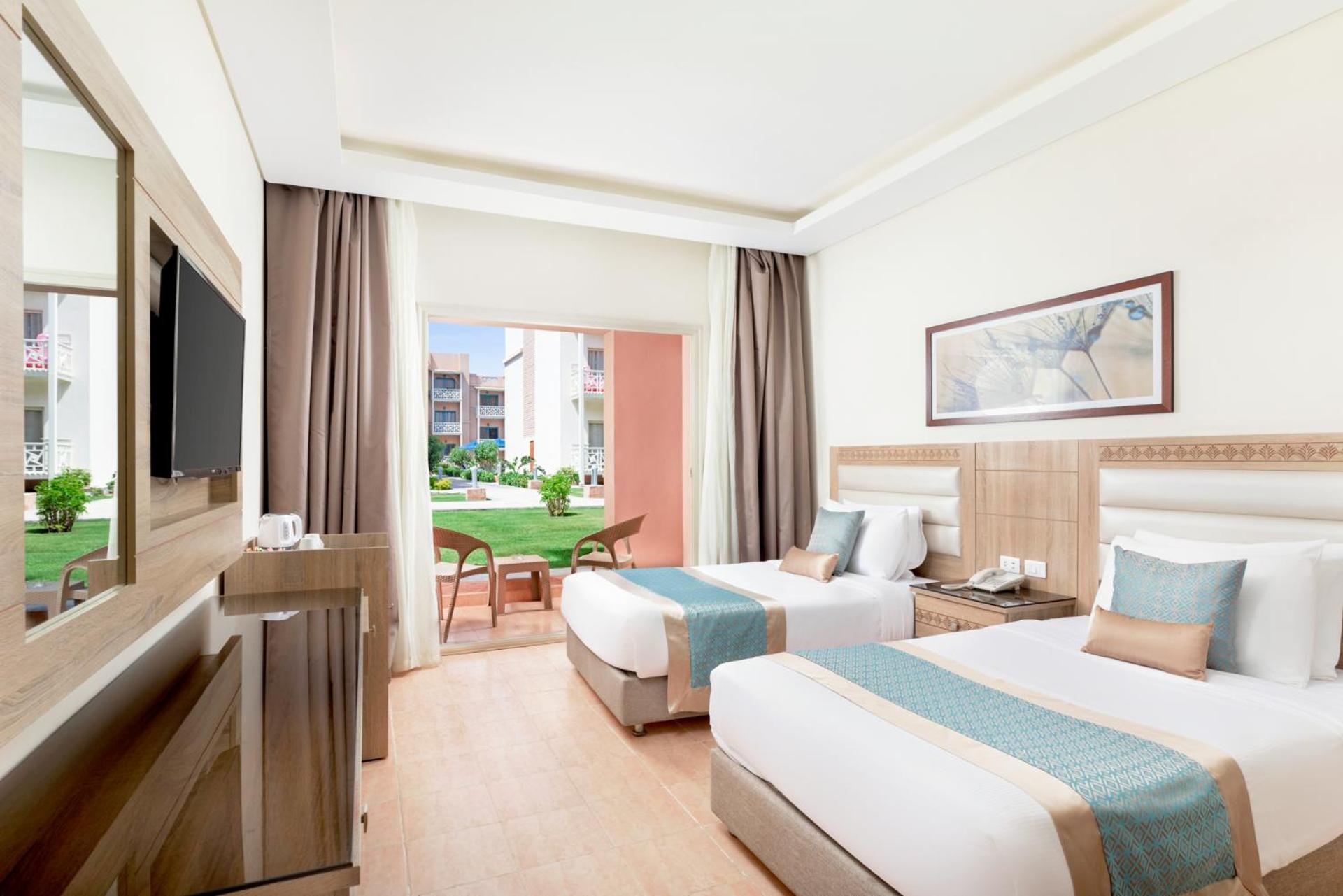 Standard Double Room – Safir Hotel Cairo