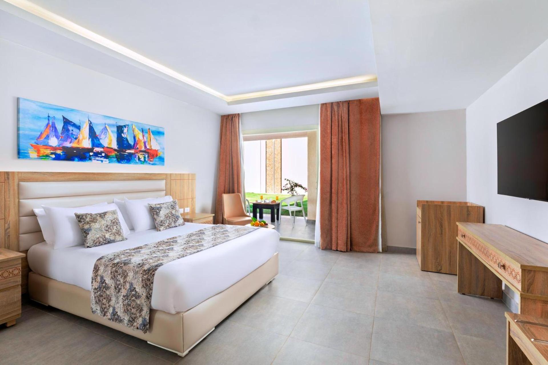 Honeymoon Room – Pickalbatros Sea World Resort Marsa Alam