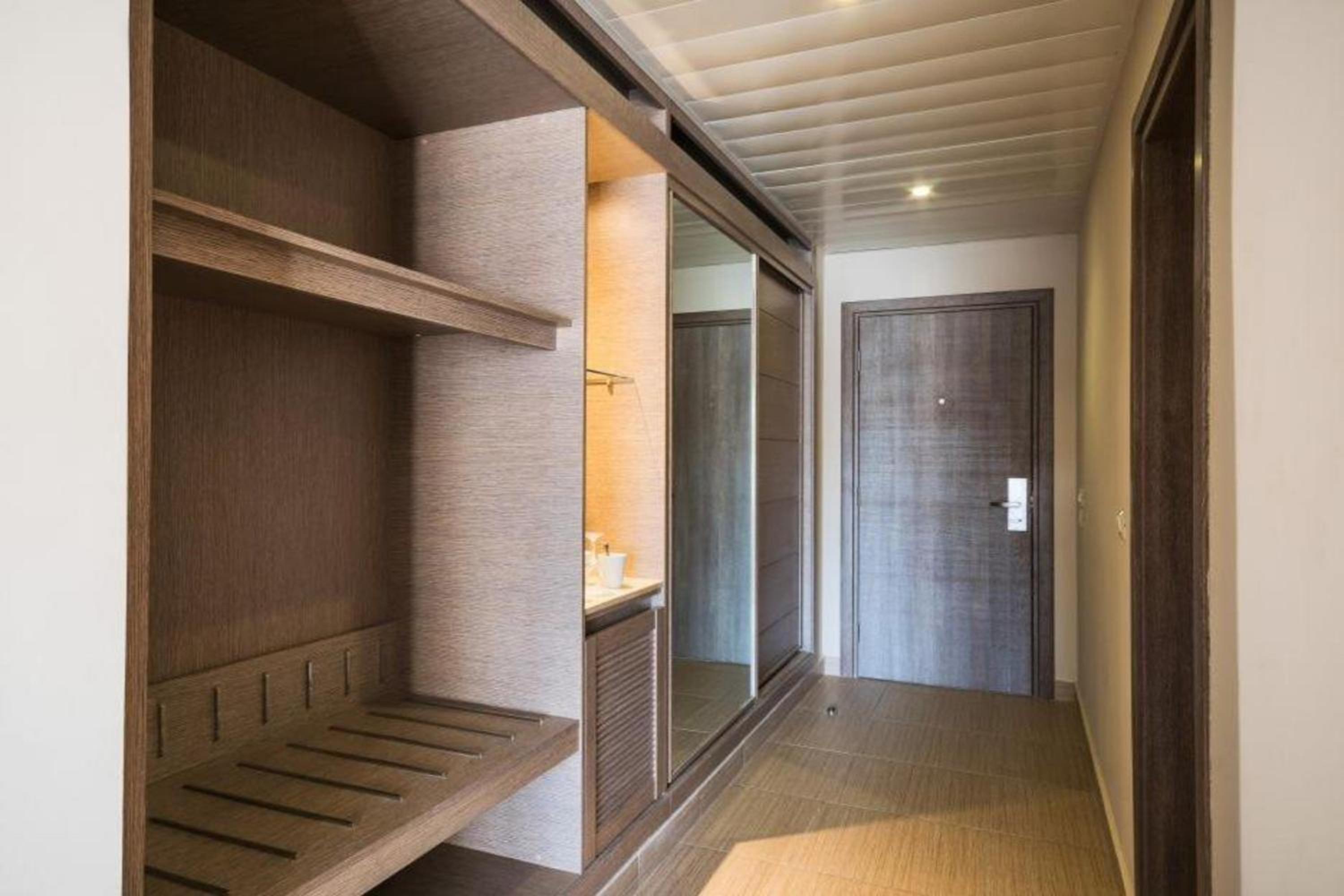 Superior Room Partial Sea View – Steigenberger Alcazar