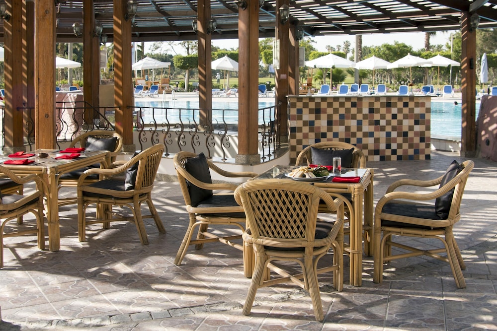 Swiss Inn Pyramids Golf Resort, Giza – Hotel – photo 6