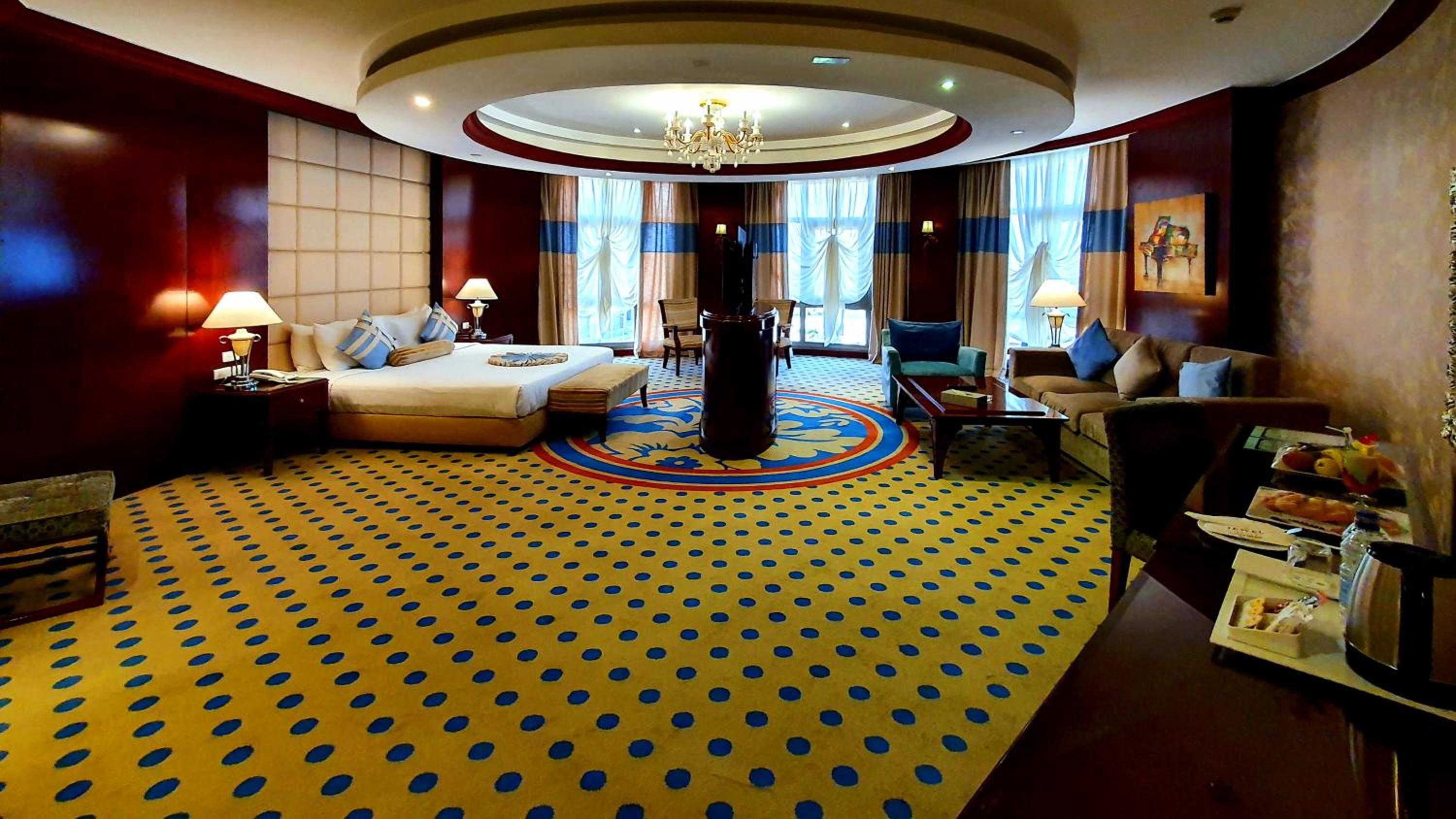 Junior Suite – Safir Hotel Cairo