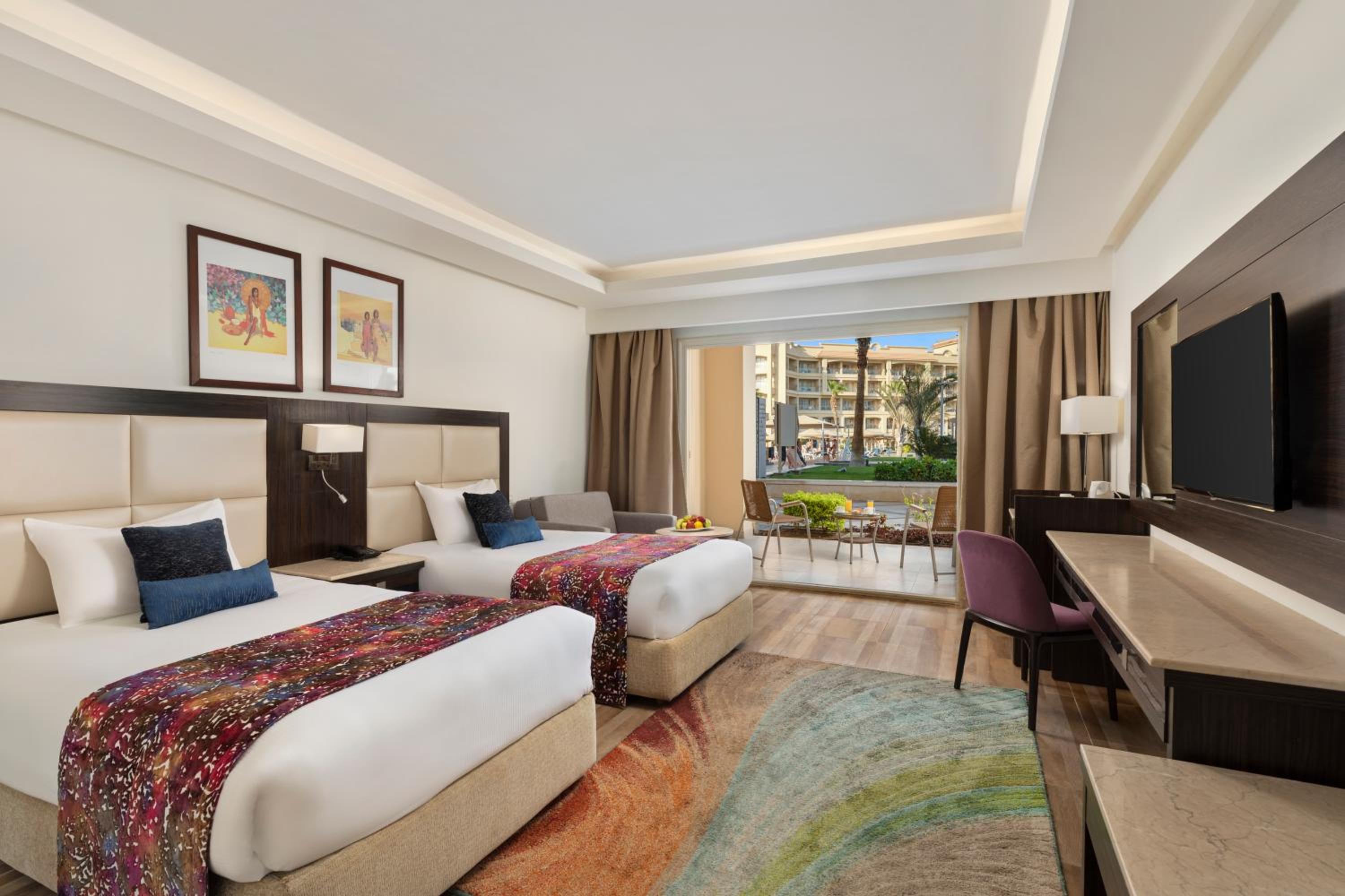 Deluxe Room – Pickalbatros White Beach Resort, Hurghada