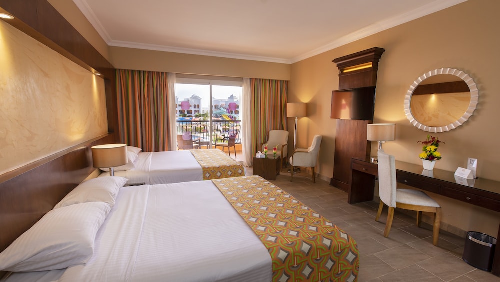 Standard Triple Room – Safir Hotel Cairo