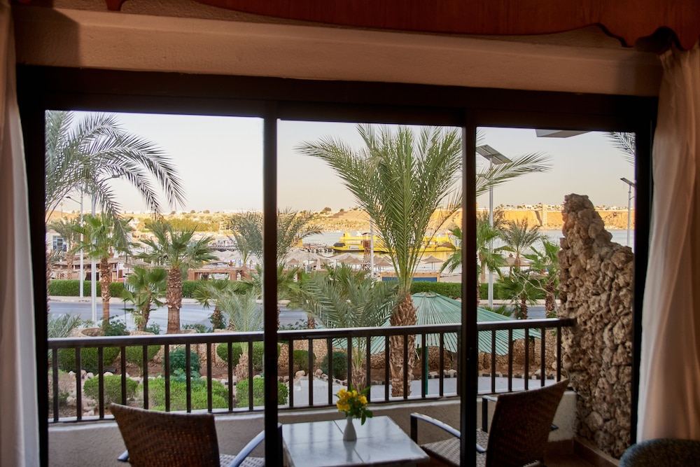 Standard Room – Turquoise Beach Hotel in Sharm El Maya Bay