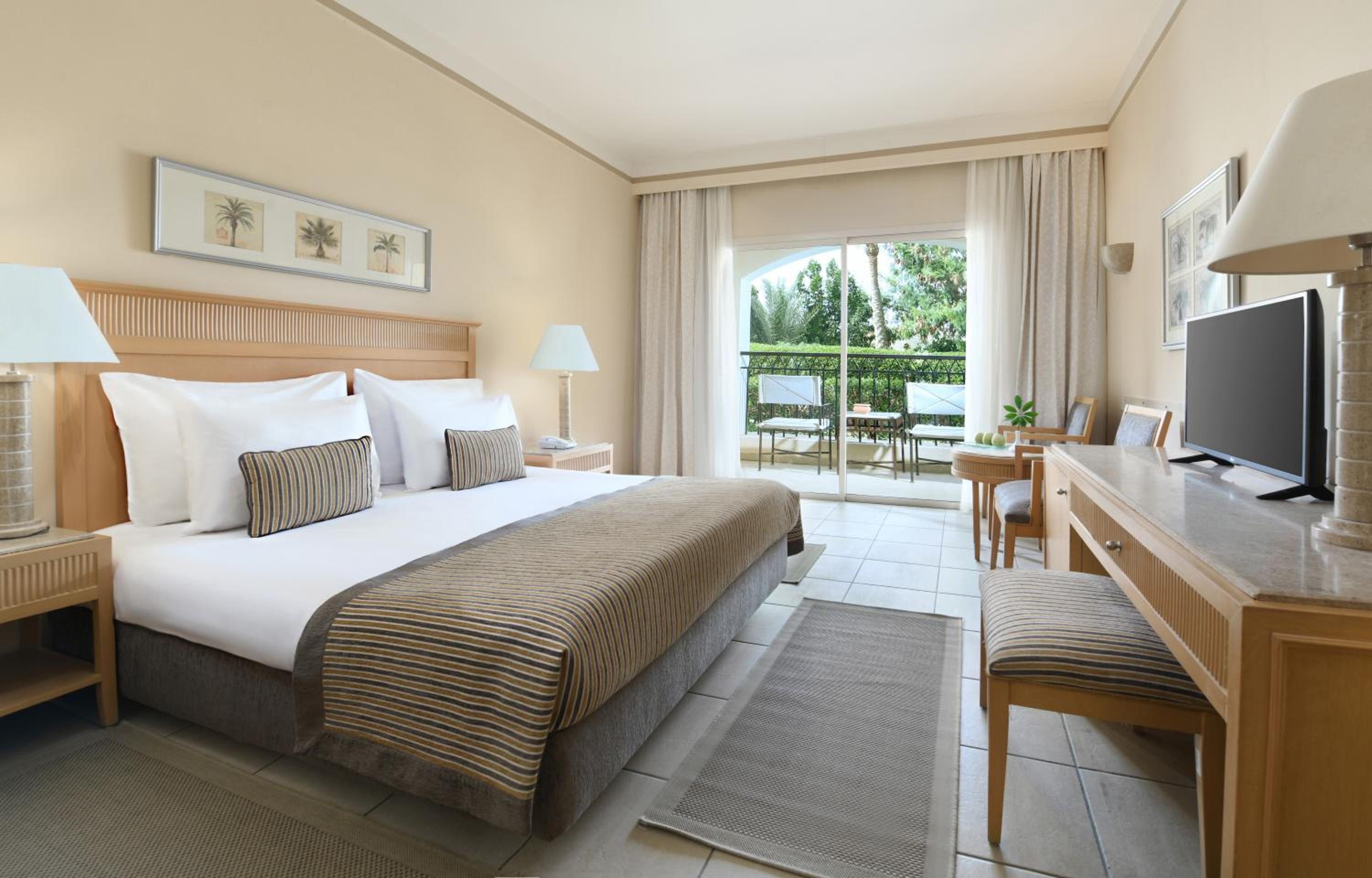 Superior – JAZ Makadi Star & Spa Adults Only