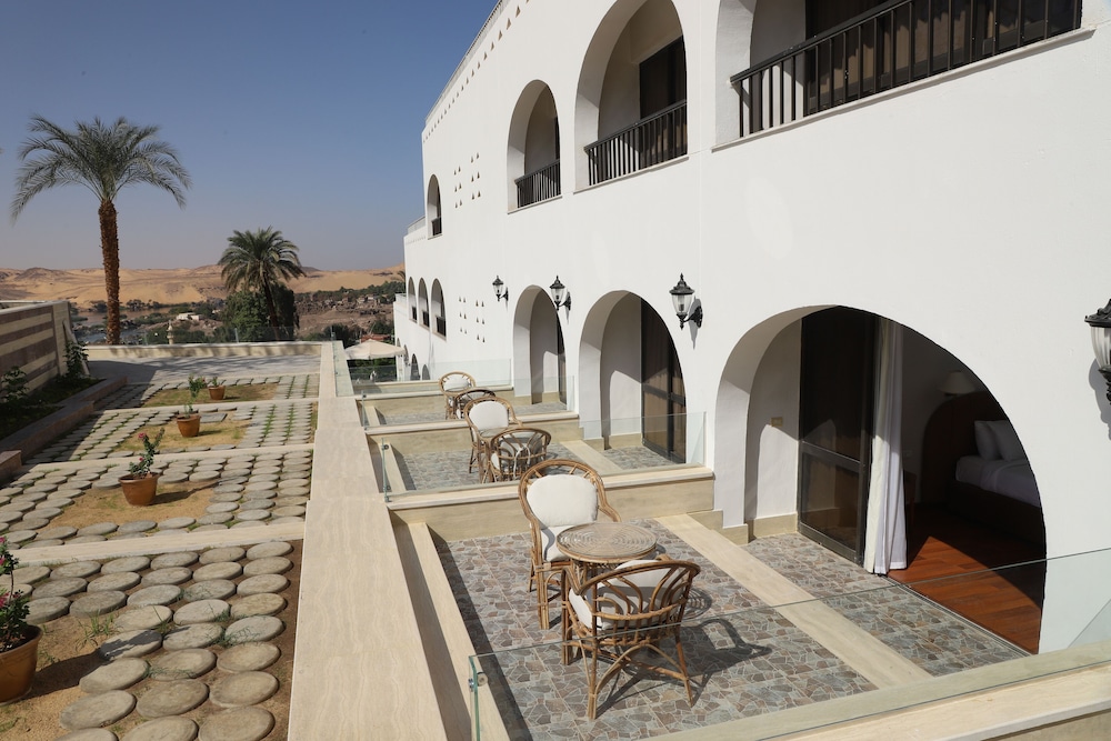 Garden View Room – Basma Aswan