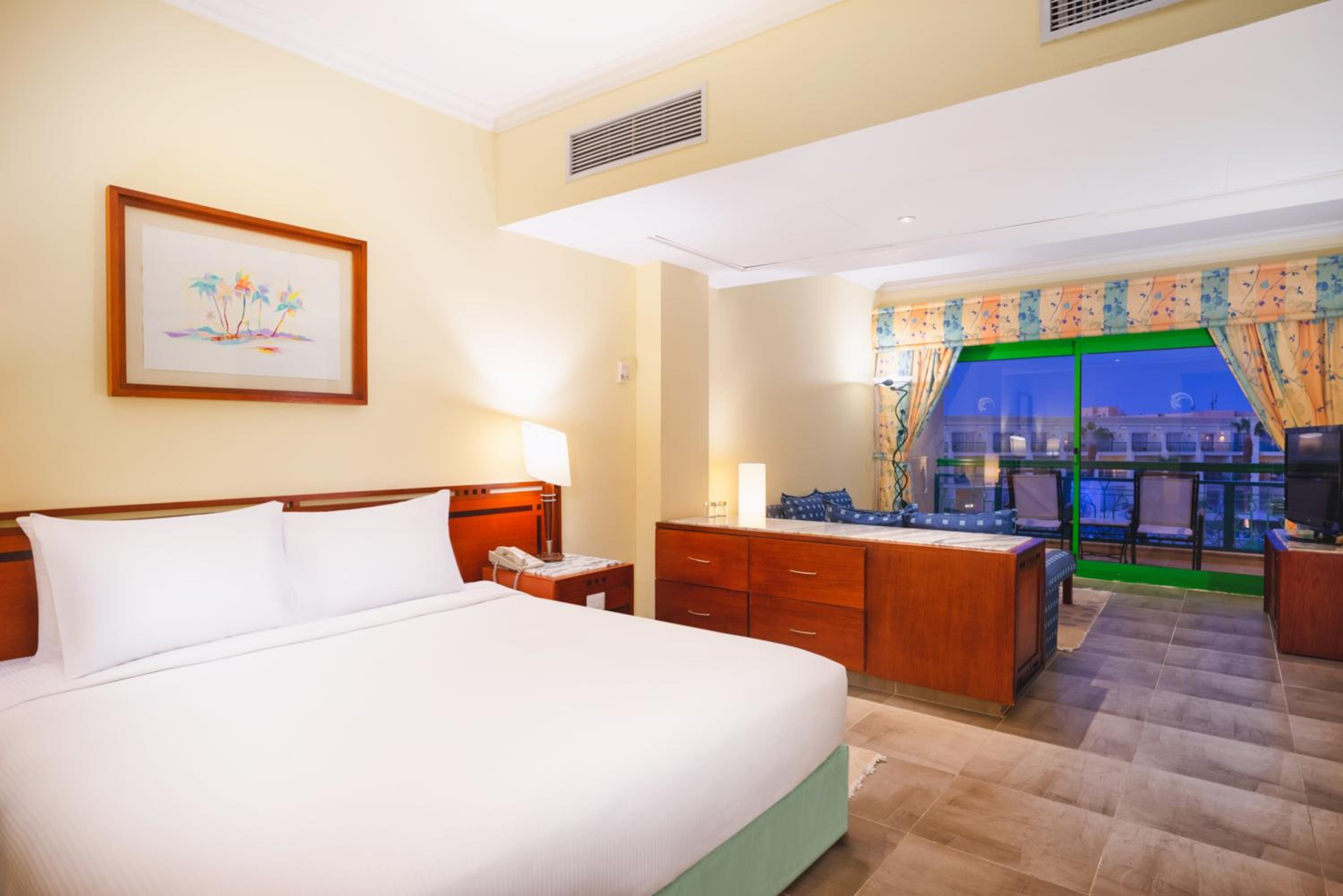 Diplomatic Suite – Swiss Inn Resort Hurghada